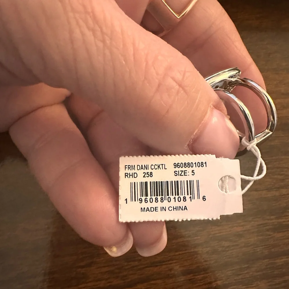Kendra Scott Statement Ring